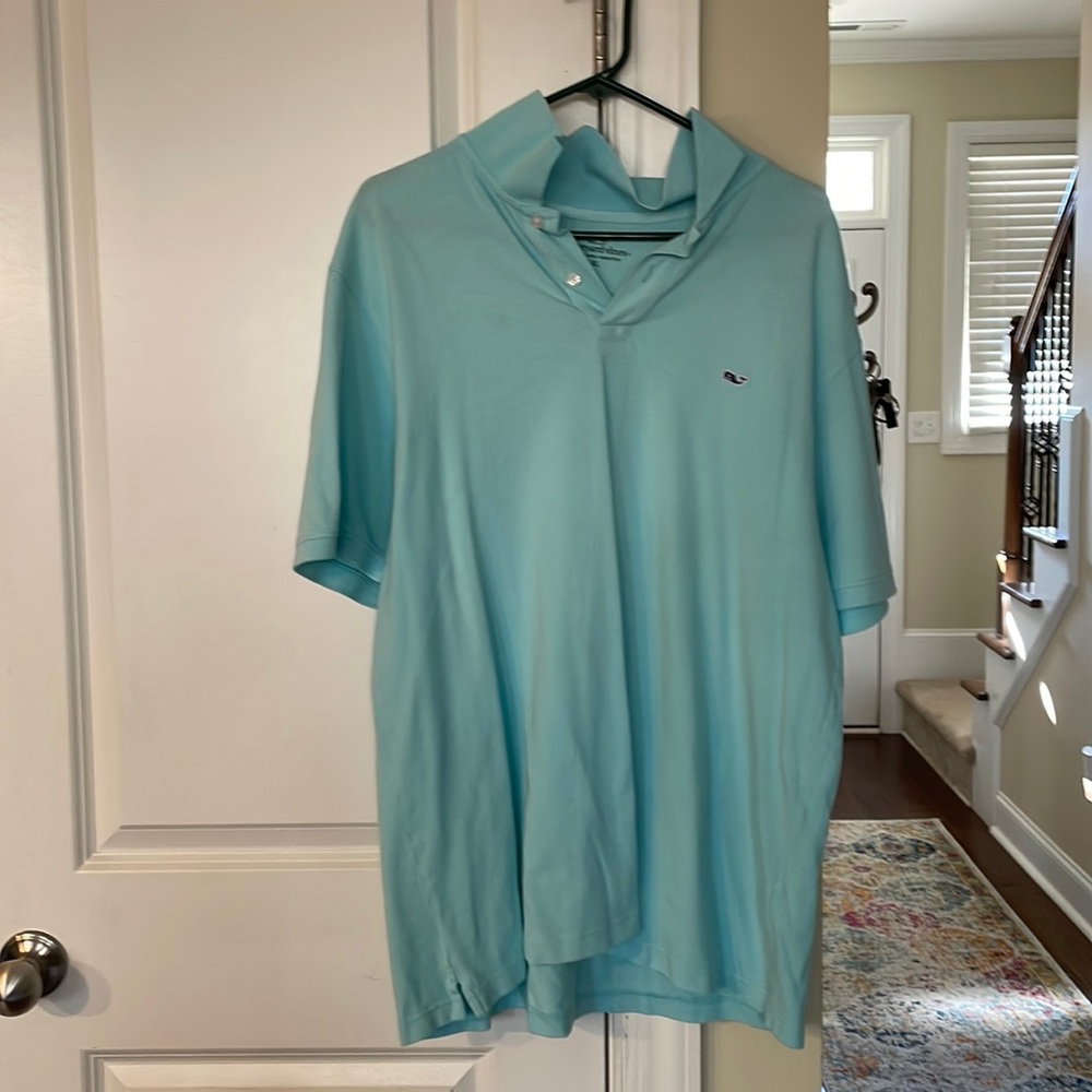 Vineyard vines